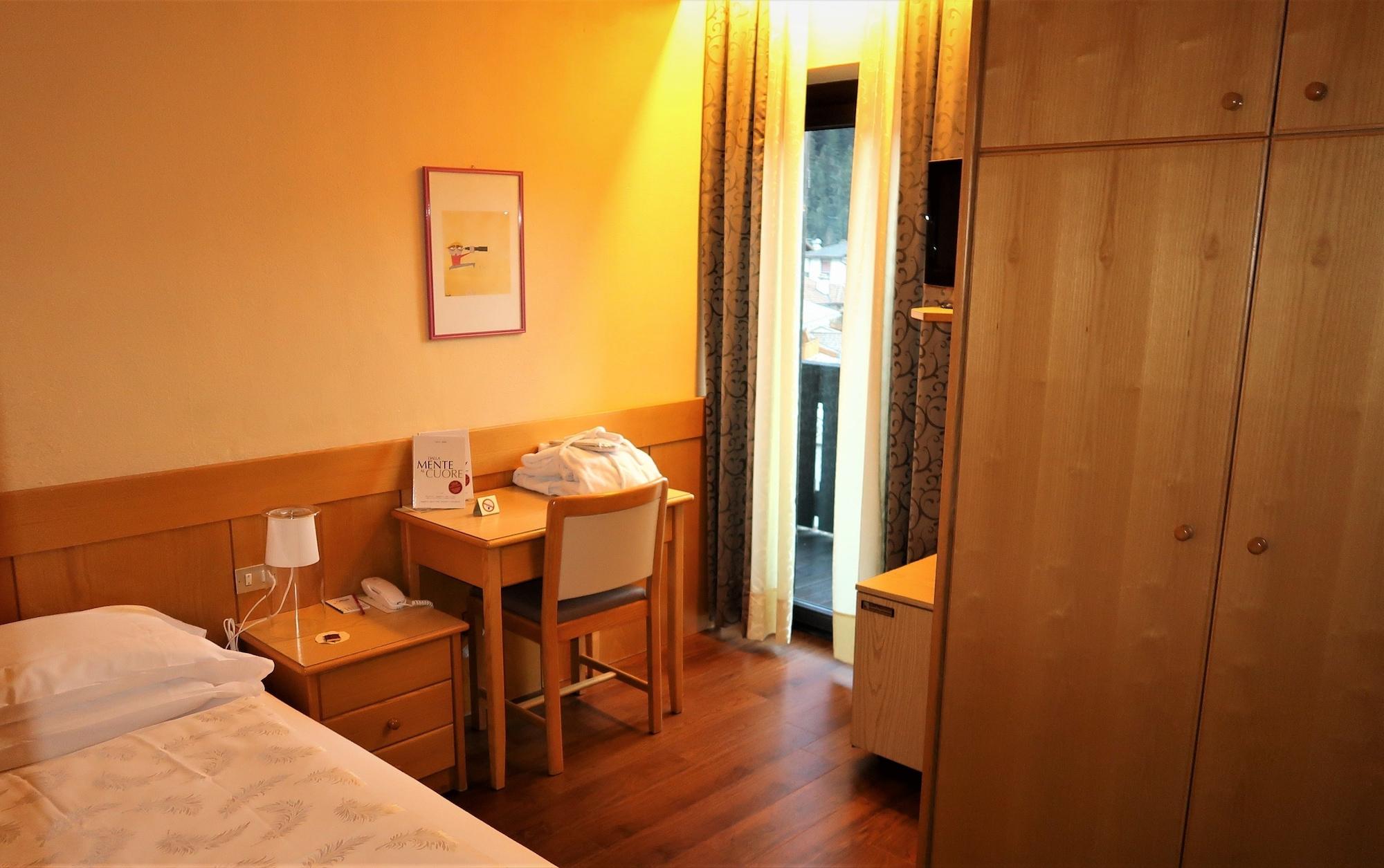 Active Hotel Ancora بريدازو المظهر الخارجي الصورة