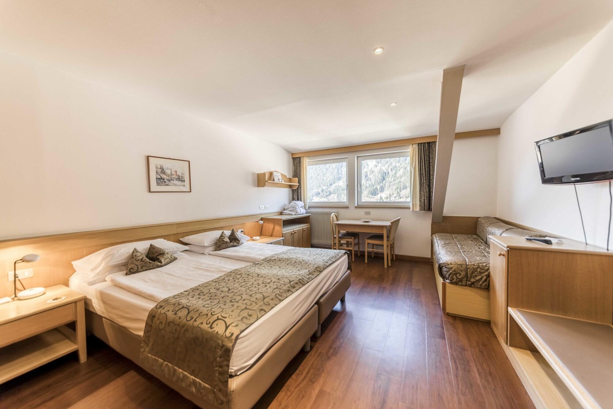 Active Hotel Ancora بريدازو المظهر الخارجي الصورة