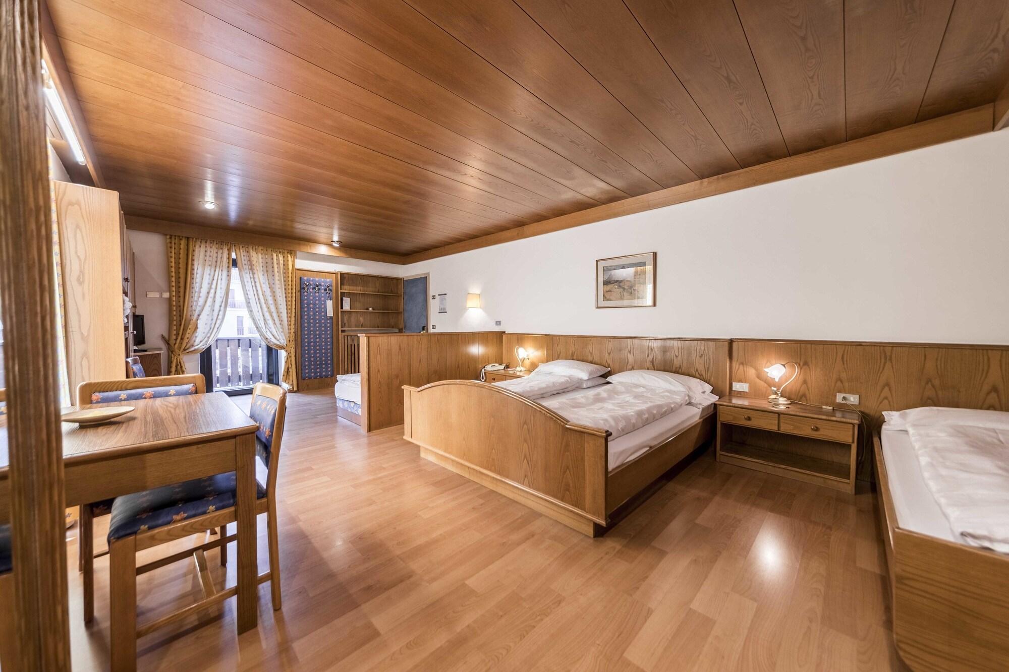 Active Hotel Ancora بريدازو المظهر الخارجي الصورة